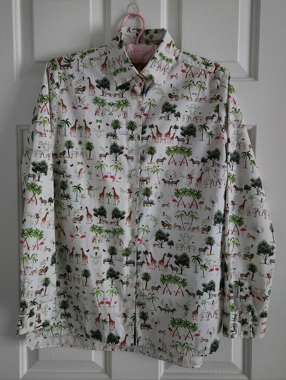 Vilagallo Dover Safari Animals Button-Up Shirt White Background 100% Cotton